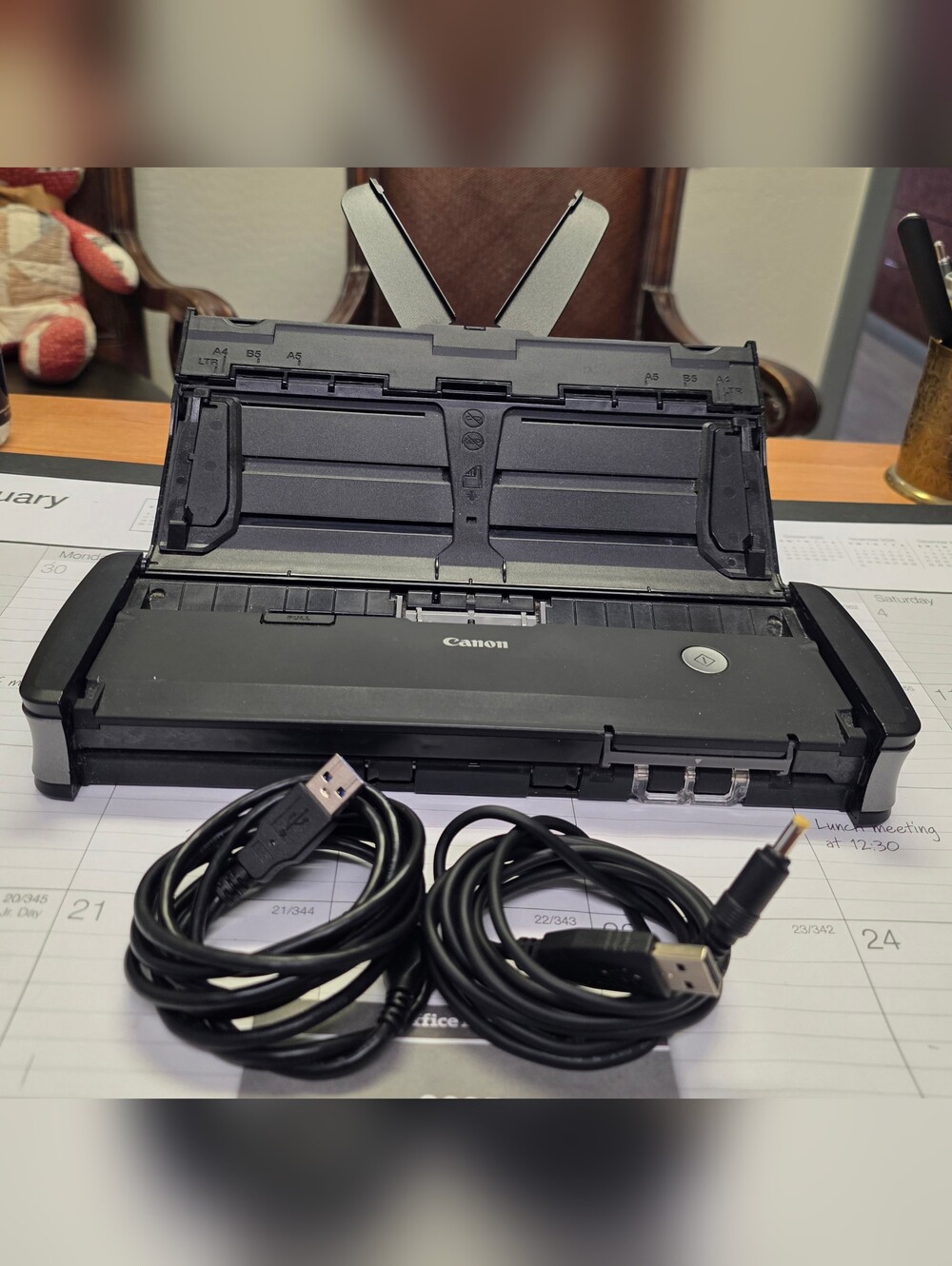 Canon Black Portable Document Scanner with Matching Black Cables - Picture 7 of 13